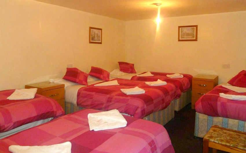 Family room at Guilford Hotel