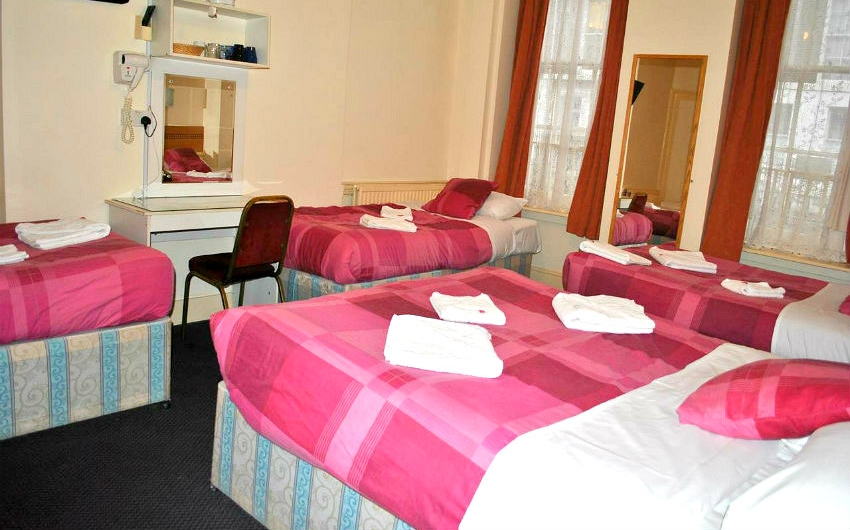 Family room at Guilford Hotel