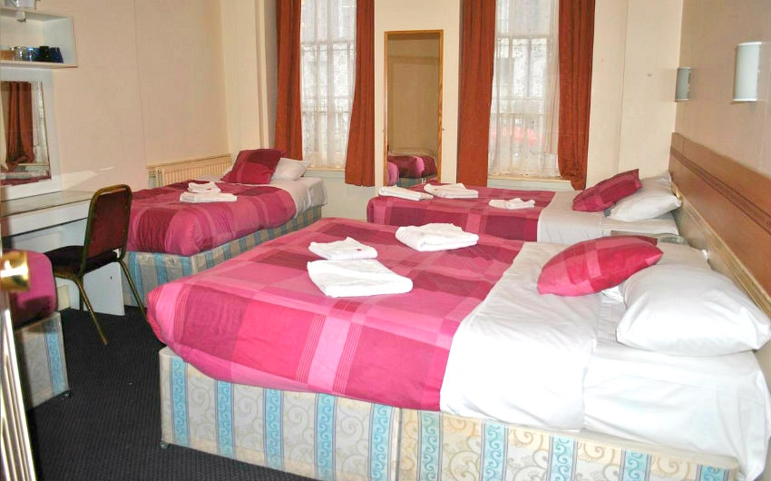 Family room at Guilford Hotel