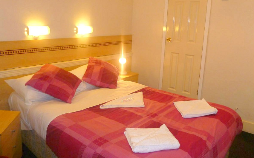 Double room at Guilford Hotel