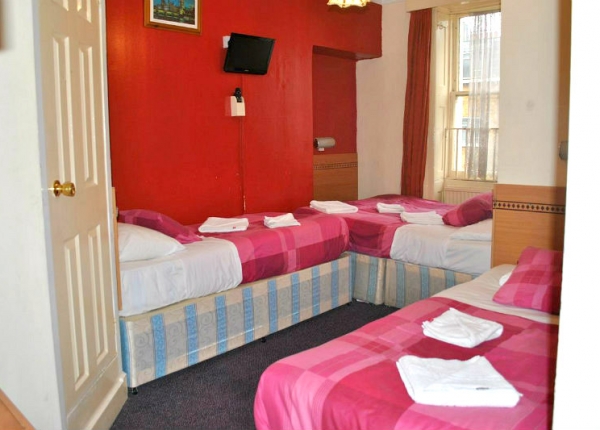 Family room at Guilford Hotel